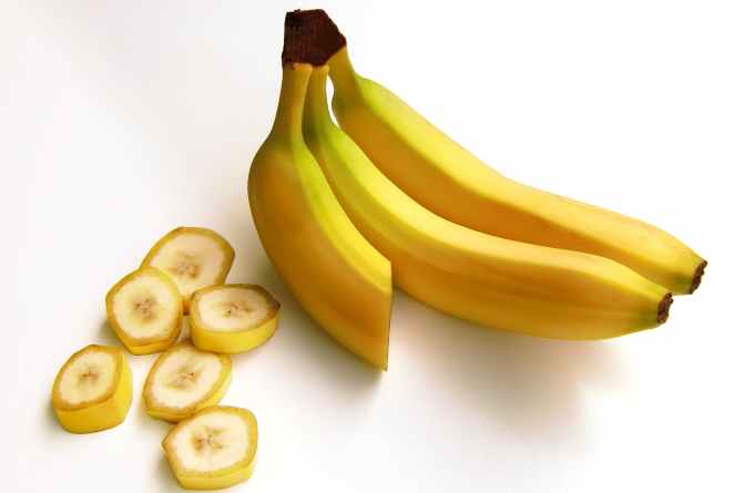 bananas-fruit-carbohydrates-sweet-38283.jpeg